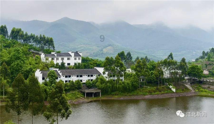 黄多多私照曝光,评论区:小孩子别穿成这样!
