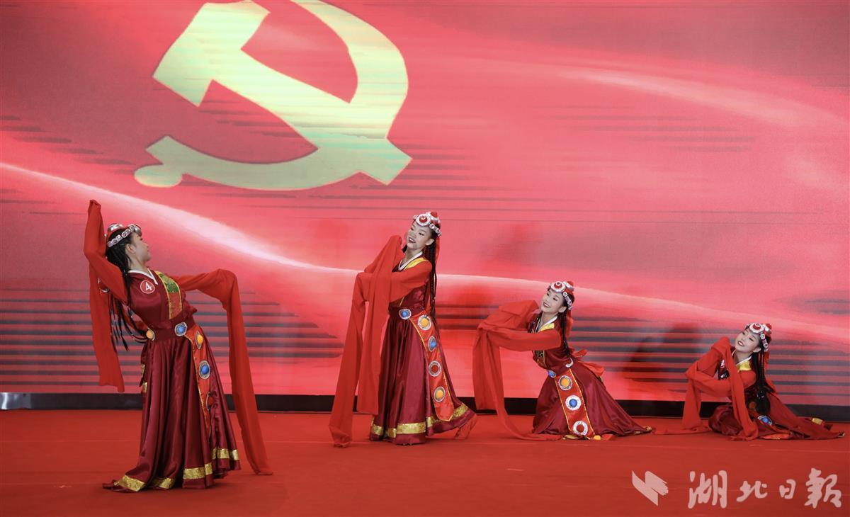 报“暗号”就能免费用餐，杭州这家重庆面馆是认真的！