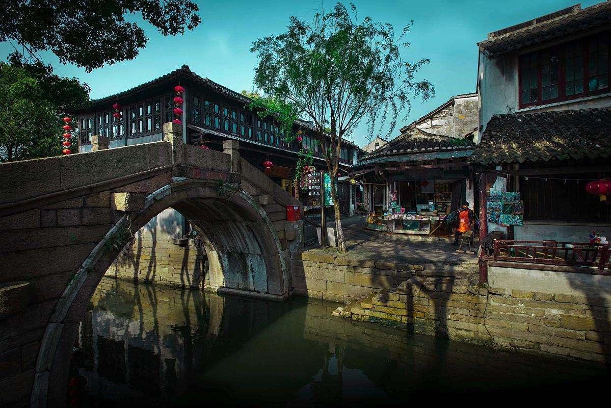 市委常委班子学习贯彻习近平新时代中国特色社会主义思想主题教育专题民主生活会召开